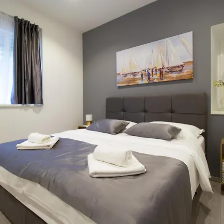 Urban Getaway Double Guest house Split